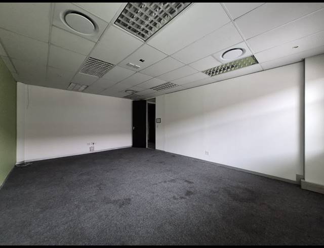 850M² OFFICE TO LET IN SUNNINGHILL